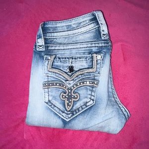 Size 25 Rock Revival Raven